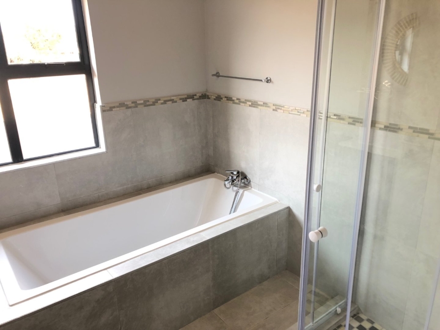 4 Bedroom Property for Sale in Melodie North West